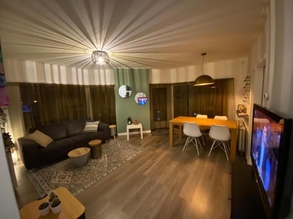 Strandhuisje Ermerzand Екстериор снимка