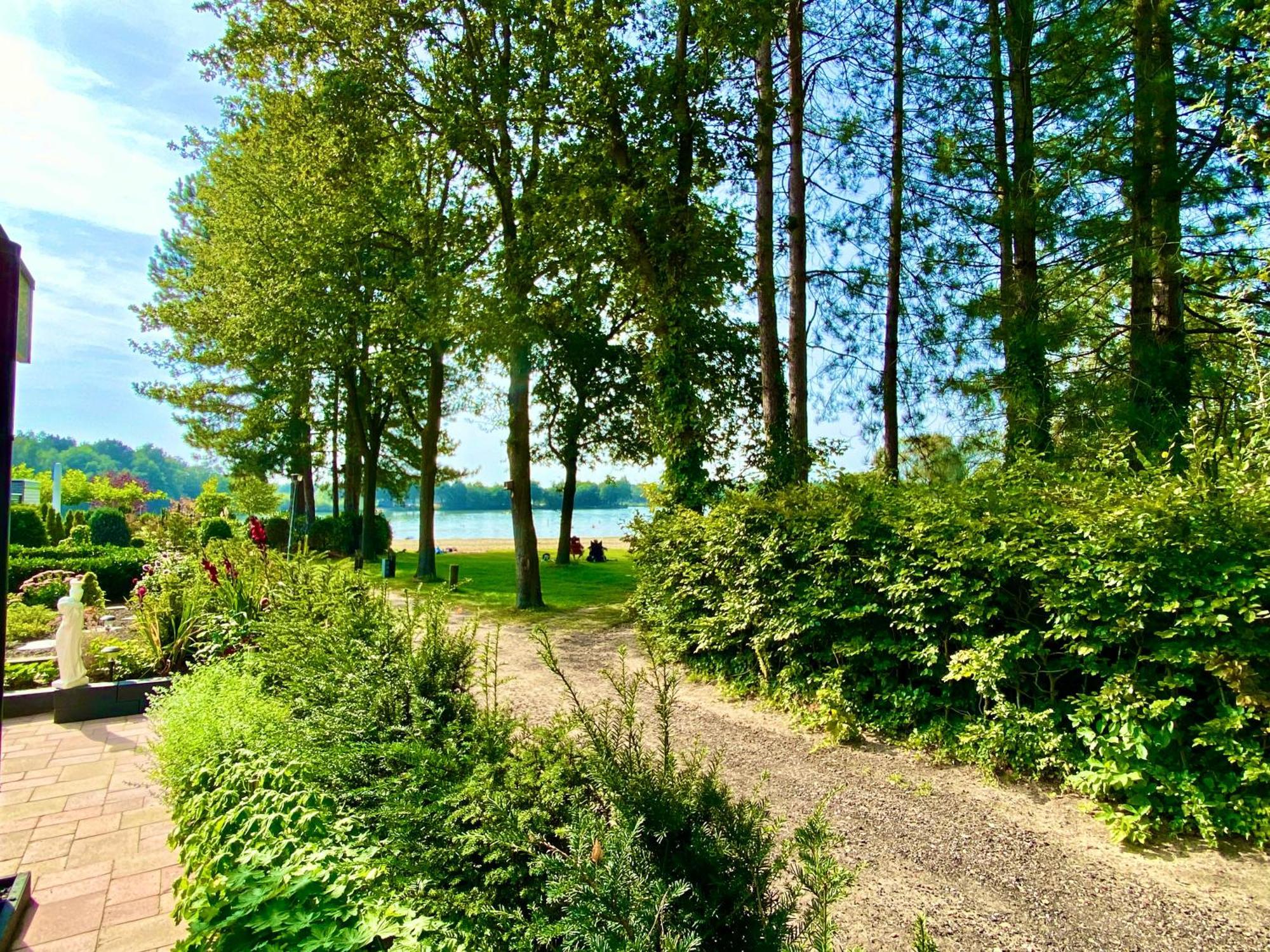 Strandhuisje Ermerzand Екстериор снимка